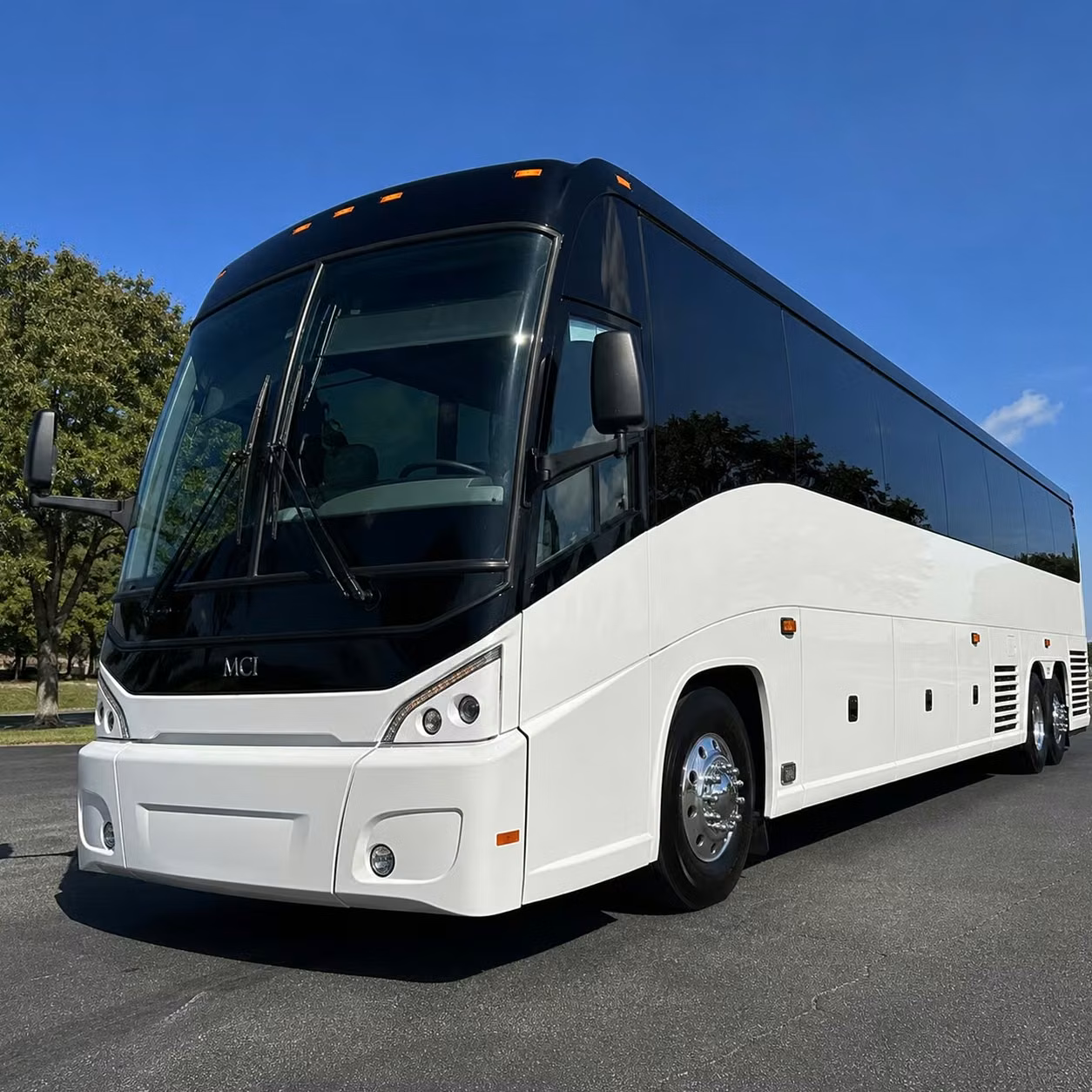 fontana corporate groups get more options with fontanacharterbus com for long distance travel